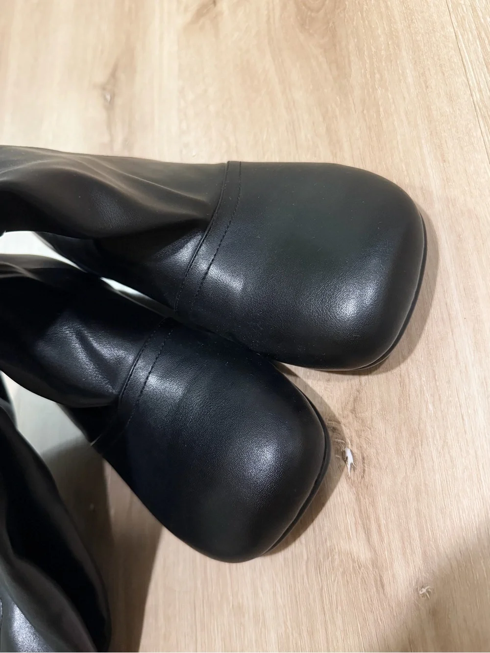 N/A elegant black